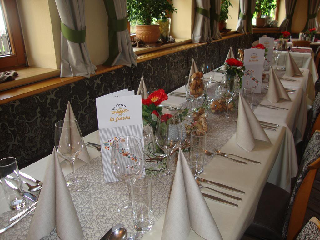 La Pasta Hotel Restaurant Stumm Zewnętrze zdjęcie